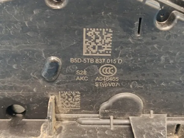 VW PASSAT B8 VARIANT 1.5 TSI 2024 Vänster Framdörrslås OEM image 8