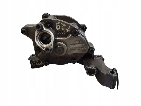 Olje pump SEAT LEON II 1.4 TSI 113670201 image 2