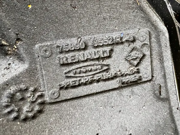 Motor Undertray Dacia Sandero II Logan II image 8