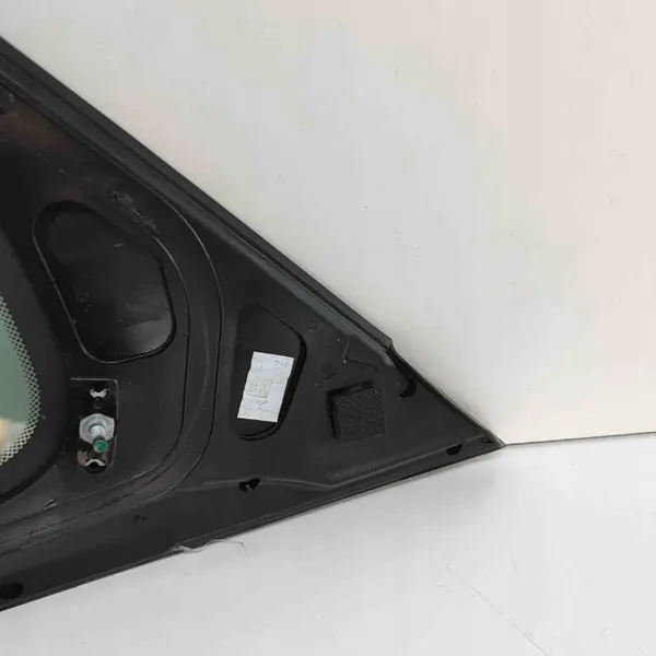 Gebruikt rechter achterruit OEM 43R01351 Hyundai Kona image 5