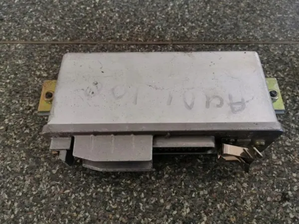 Contrôleur pompe ABS OEM 0265100037 Mercedes-Benz E W210 image 3