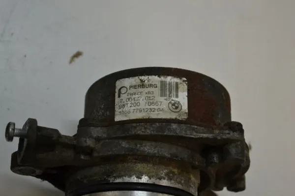 BMW Vacuümpomp OEM 7791232 voor 2.5/3.0D motoren image 6