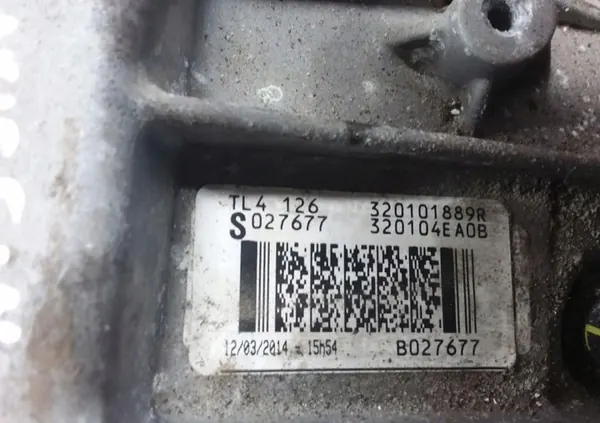 Nissan Qashqai 2.0 Ohjausyksikkö image 5