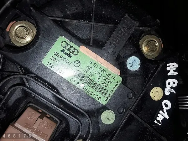 Lämmittimen tuuletin Audi A4 2001 8E1820021A image 4