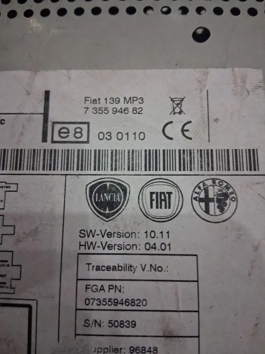 Fiat Panda III Werksradio OEM 7355946820 image 6