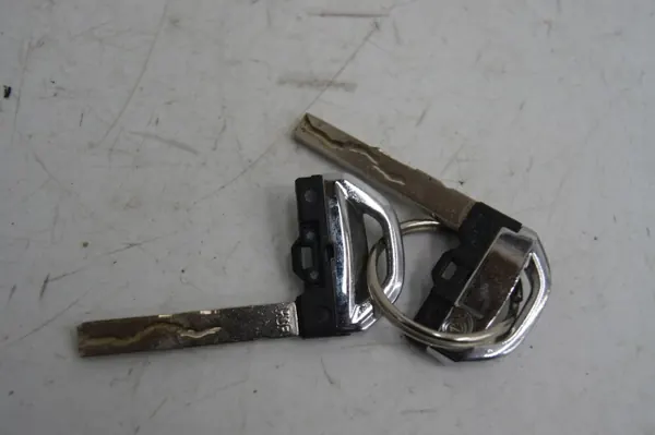 OEM 760837167 Conjunto de inserções de fechadura Touareg III image 3