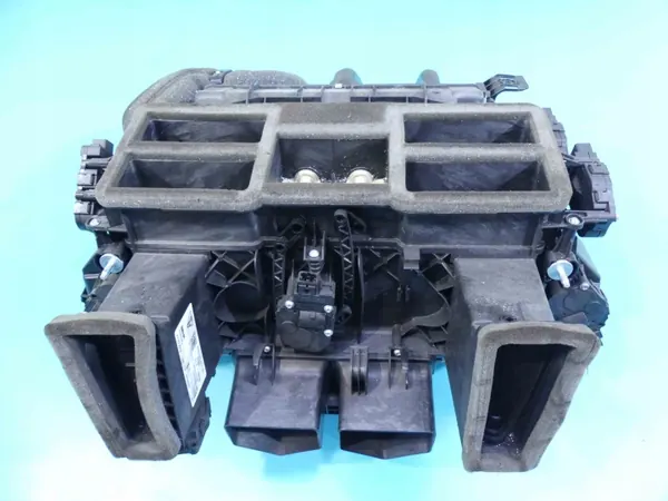 Radiateur de chauffage Porsche OEM 97057301116 Panamera I image 7
