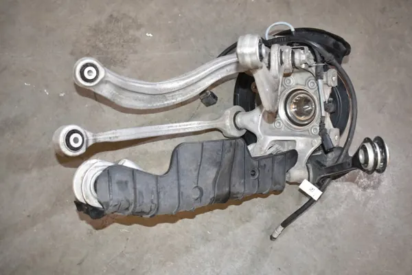 Suspension arrière gauche OEM 9Y0505431D Porsche Cayenne image 5