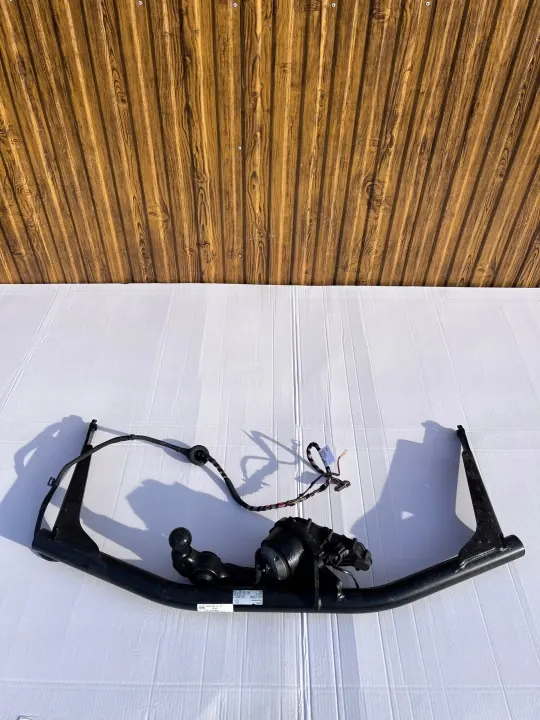 Skoda Karoq Anhängerkupplung OEM 57A803880D - Gebraucht image 2