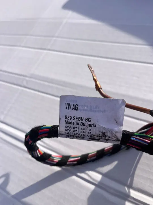 Skoda Karoq Anhängerkupplung OEM 57A803880D - Gebraucht image 4