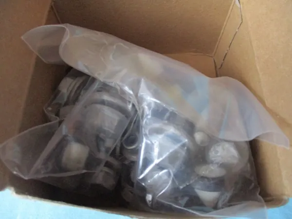 Conjunto de montagem de para-choque traseiro Audi A3 8V 8V0098627 image 2