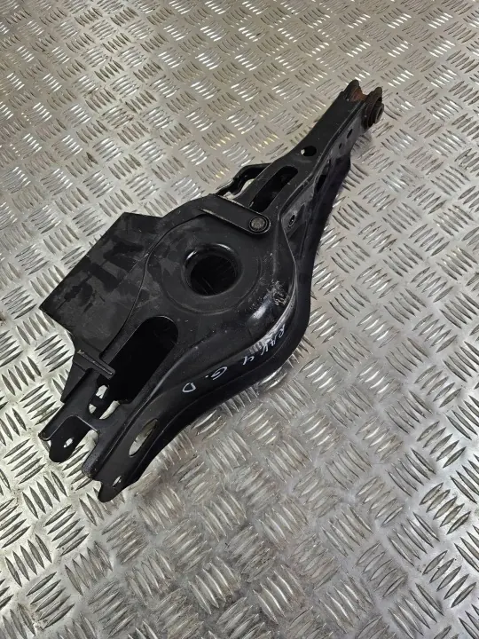 Siège de ressort arrière OEM 02223 côté droit Toyota RAV4 image 3