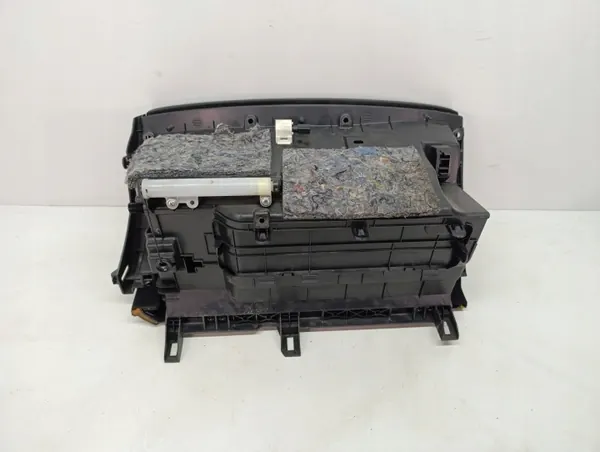 Infiniti Q50 handschoenenkast OEM 681024GF0A - Rechter passagier image 4