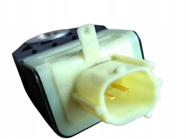 Sensor de impacto traseiro direito OEM 8983121010 Lexus CT image 4
