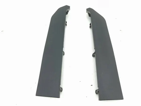 Toyota GT86 2013 Seitentunnelabdeckung OEM 66241CA000 image 2