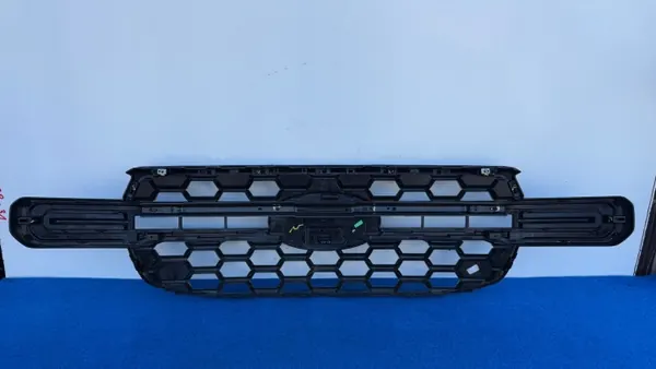 Grelha para-choques dianteiro OEM N1WB-17C799-DA Ford Ranger image 6