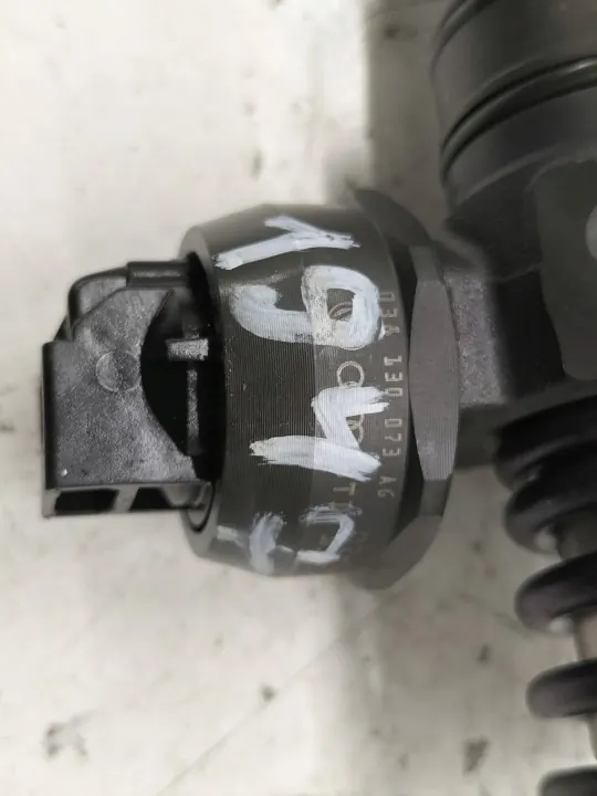 Pesupumppu OEM 038130073AG Skoda Octavia I 1.9 TDI:lle image 3