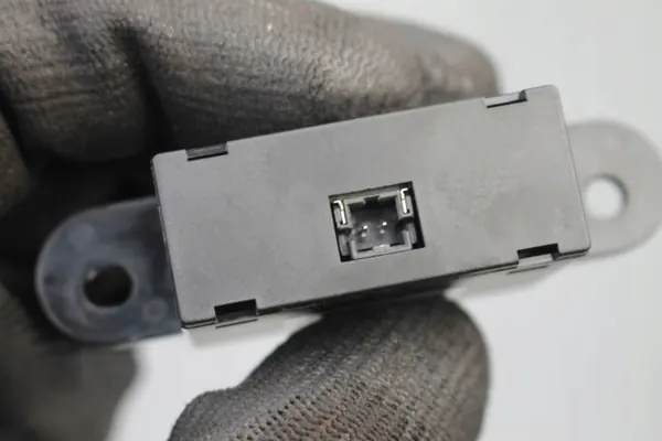 Faisceau Prise USB OEM 11139913 Tunnel Arrière image 4