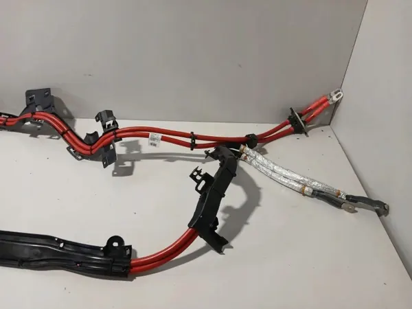 BMW Pluspoolklem OEM 6812376 - Gebruikt image 3