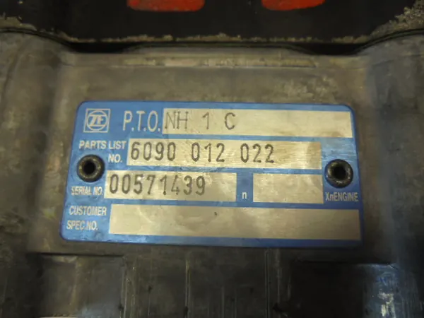 ZF PTO NH 1C 6090012022 Kraftabnahme-Adapter image 4