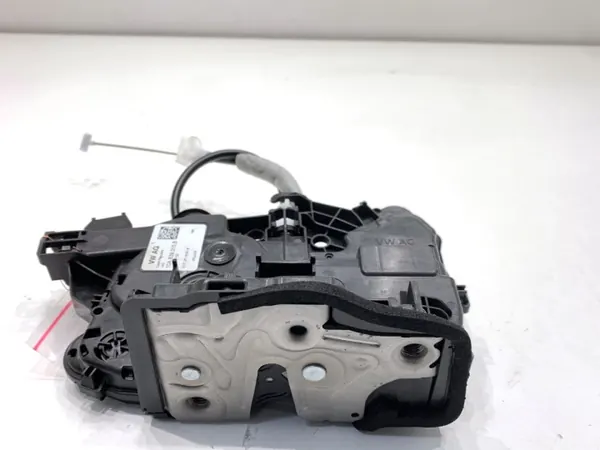 Vänster bakdörrlås Skoda Kamiq OEM 10A839015B image 2