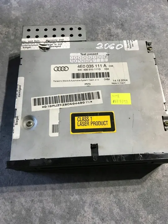 Gebruikte Audi OE CD-wisselaar 4E0035111A 4E0910111E image 2