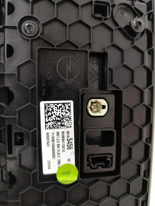Käytetty Opel OE navigointinäyttö OEM 39185456 image 5