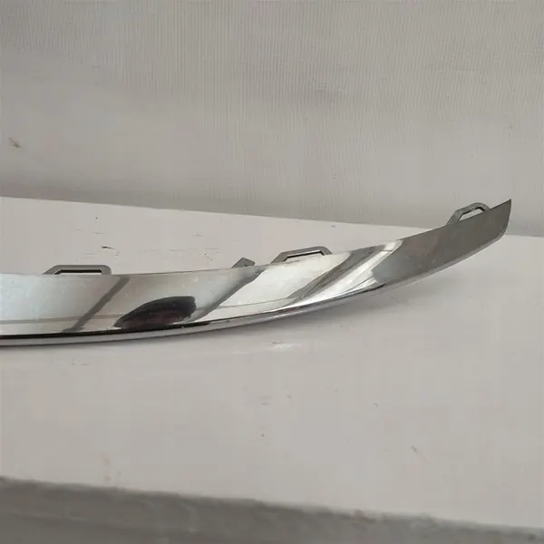 Garniture de pare-chocs avant droite Mercedes E 207 AMG A2078850874 image 4