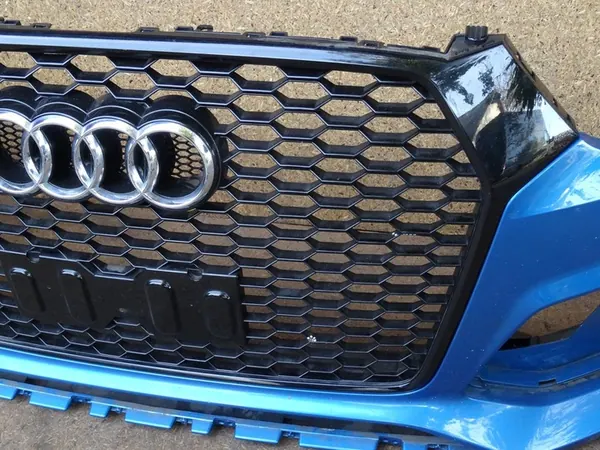 AUDI RSQ3 RS Q3 8U Parachoques delantero completo Grill OEM image 7