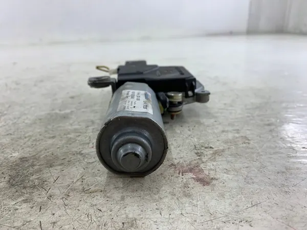 MOTOR DE TECHO SOLAR MERCEDES W168 A168820642 image 3