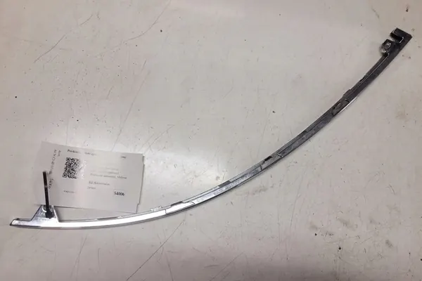 Cubierta de faro delantero derecho AUDI A6 4B0807173E image 3