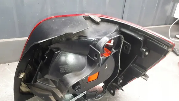 Vänster Bakljus VW Polo V 6R 5D image 8