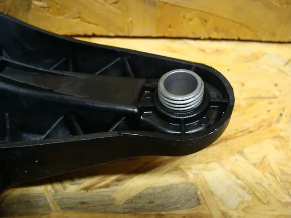 VW BEETLE 11+ Suporte do Farol Direito image 3