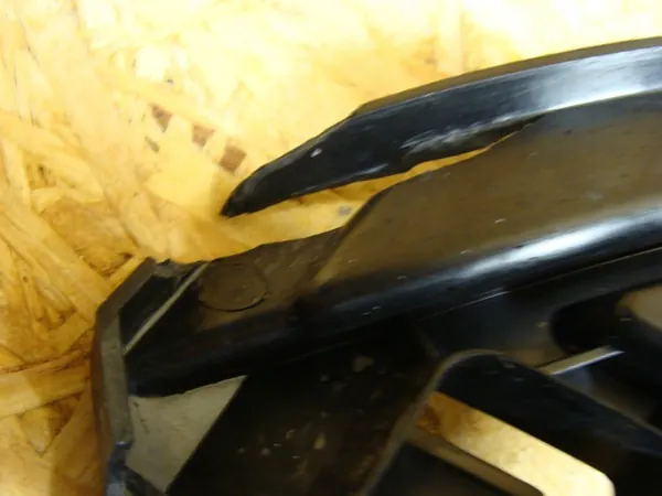 VW BEETLE 11+ Suporte do Farol Direito image 5