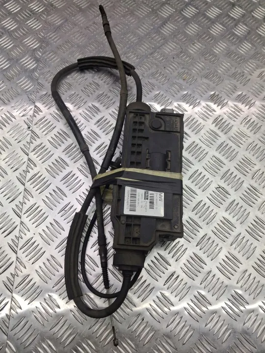 BMW Käsijarrumekanismi OEM 6856932 - Käytetty image 3