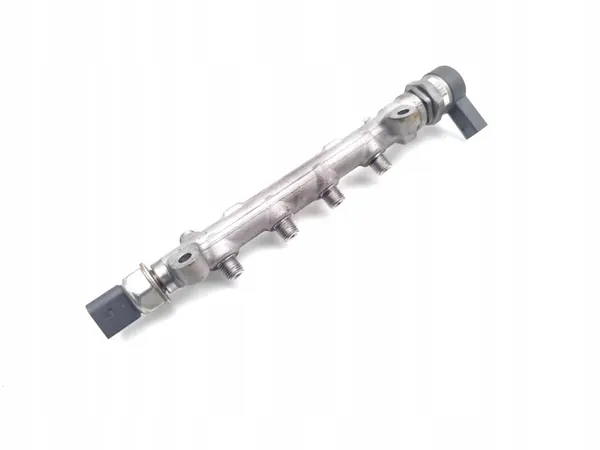 Rampe d'injection Skoda Octavia OEM 04L099B 1.6 TDI image 2