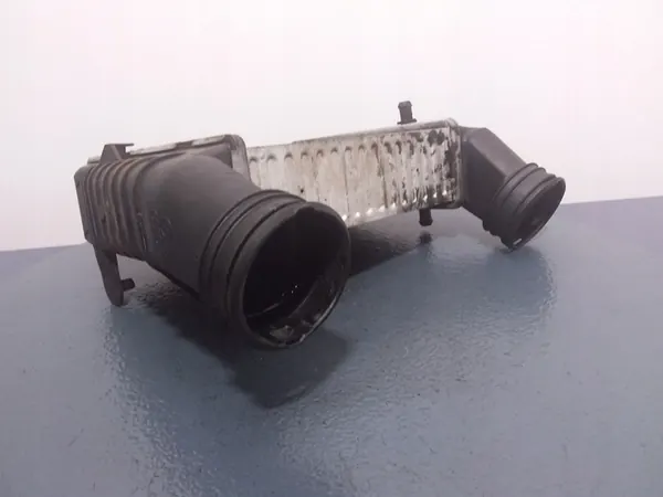 VW PASSAT B5 FL Intercooler 8D0145805C image 5
