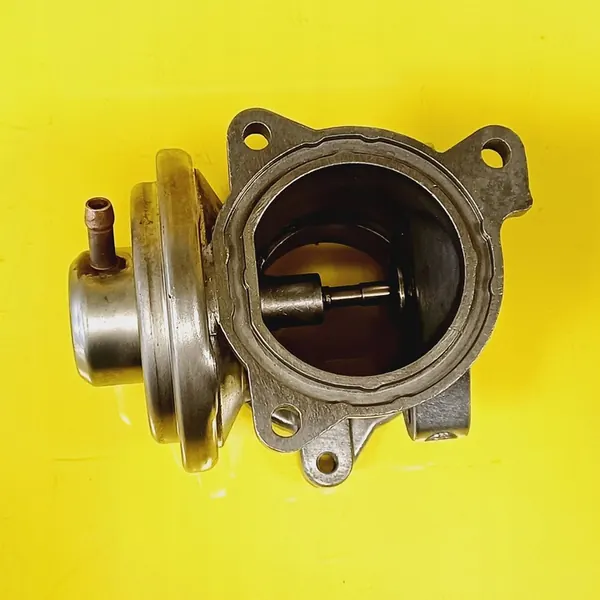 EGR-venttiili Skoda Fabia MK1 045131501K / 045129637A image 8