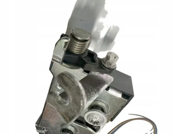 Verrou de coffre Smart Fortwo OEM A4517600040 - Occasion image 3