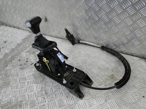 Levier de vitesses VW Golf Plus 5M DSG OEM 5K1713025AE image 2