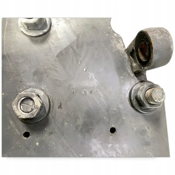 A9606601230 Support de plaque de marche inférieure, droit image 2