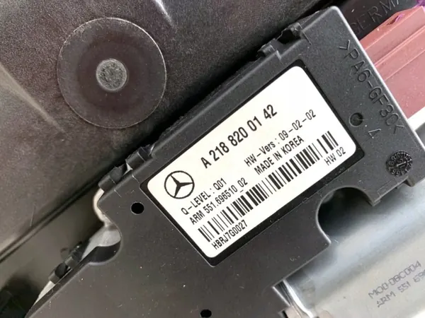 Taklucka OEM A2187800629 Mercedes W218 Kombi 2012-2017 image 4