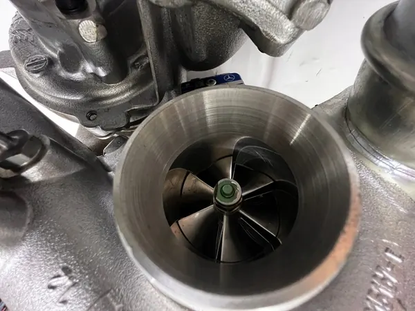 Mercedes C-W205 2.2CDi Turbo A6510901586 image 9