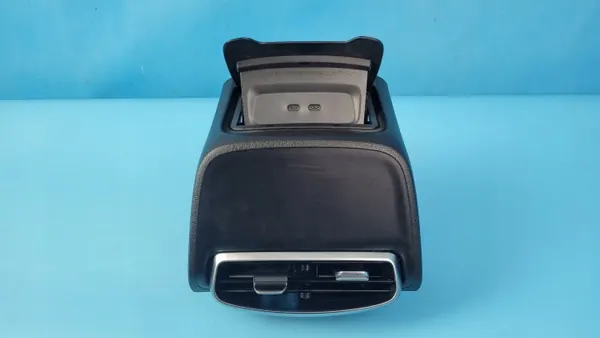 Mercedes EQE 350+ middenconsole ventilatierooster A2978303700 image 8