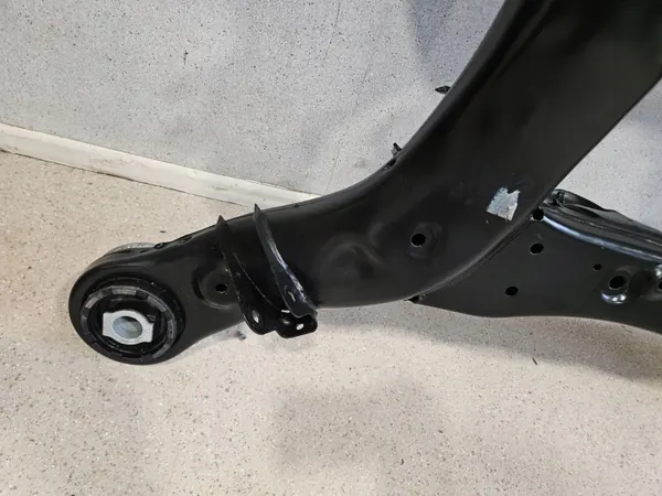 Cadre auxiliaire arrière Mercedes-Benz GLE W167 OEM A1673500100 image 5