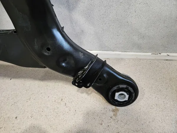 Cadre auxiliaire arrière Mercedes-Benz GLE W167 OEM A1673500100 image 6