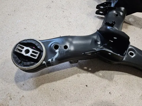 Cadre auxiliaire arrière Mercedes-Benz GLE W167 OEM A1673500100 image 9