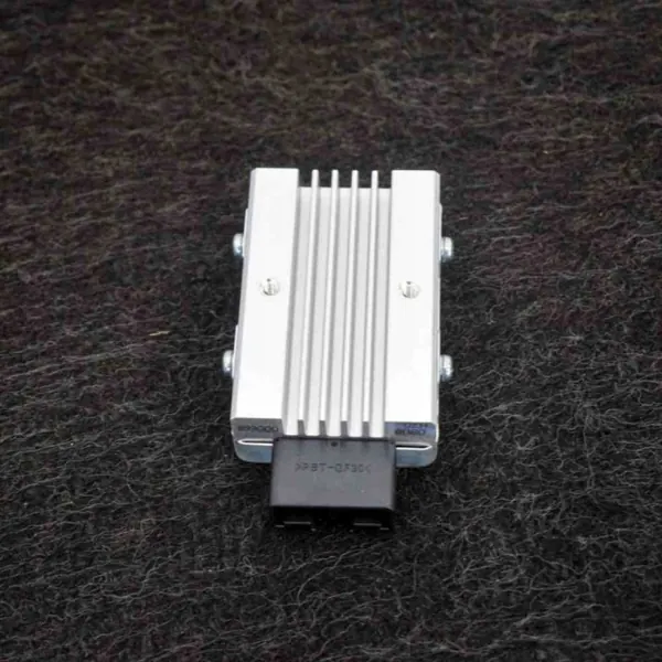 Kraftstoffpumpensteuergerät OEM 17001BD70A - Gebraucht image 3