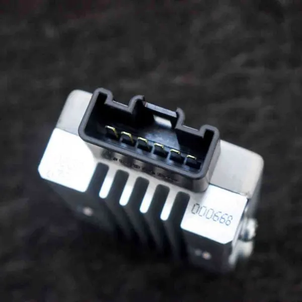 Kraftstoffpumpensteuergerät OEM 17001BD70A - Gebraucht image 5