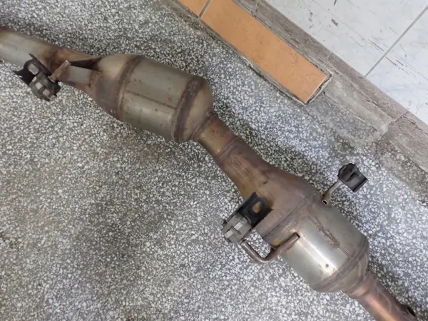 DPF-suodatin OEM 82504720 Renault Trafic III:lle image 3